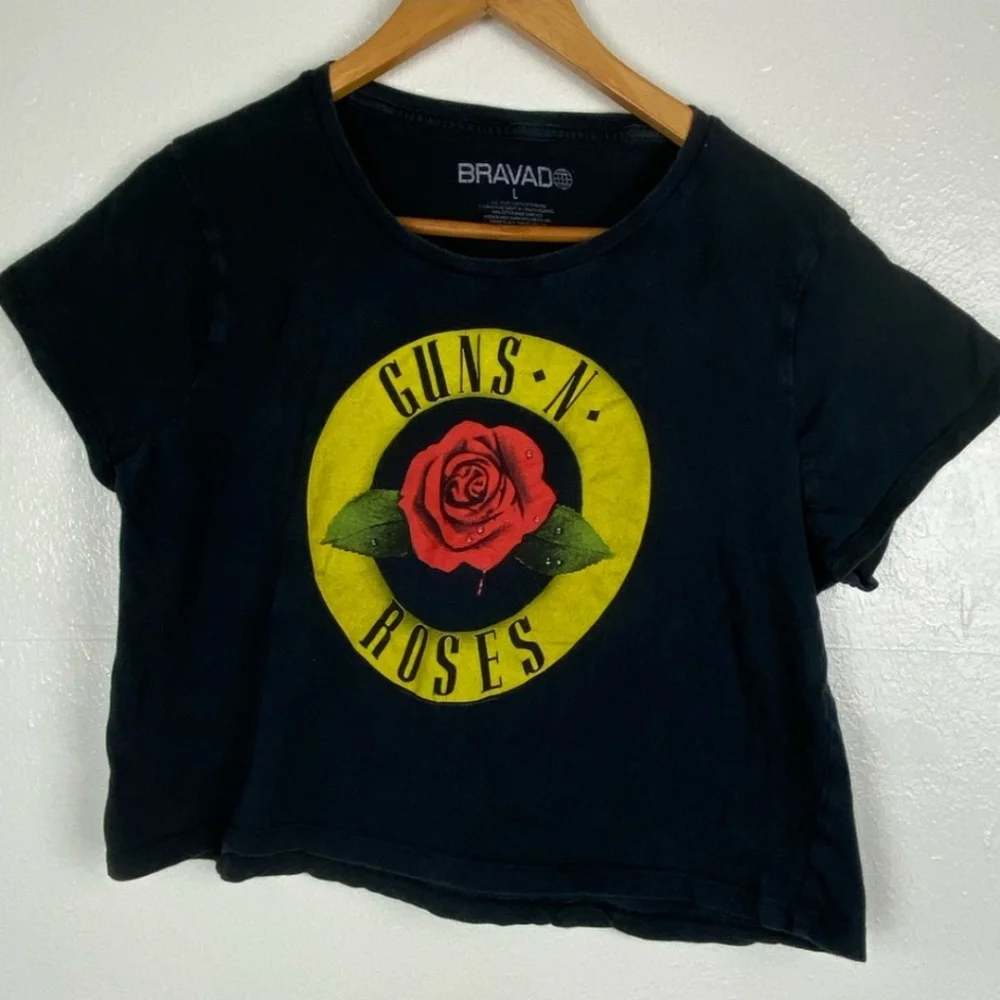 Guns N’ Roses Short Sleeve Crop Tee - Picture 2 of 2